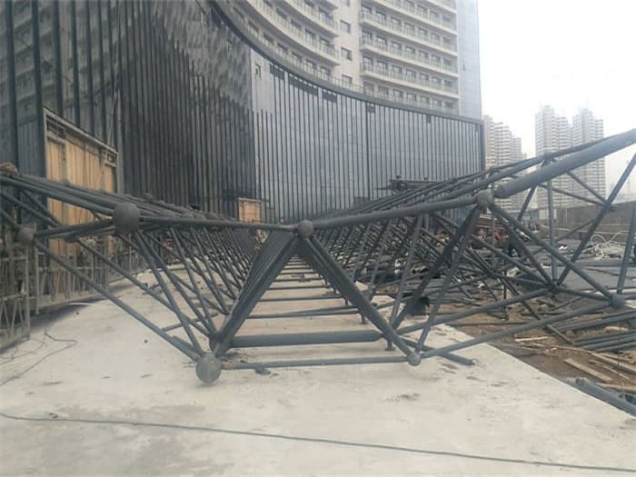高安万豪酒店雨棚网架